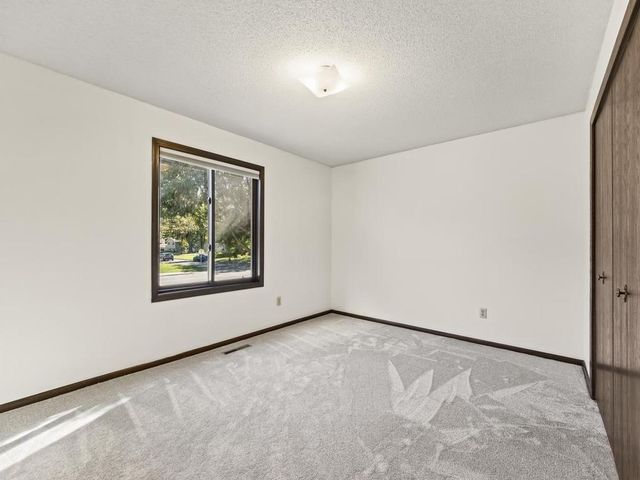 8106 Groveland Road, Mounds View, MN 55112