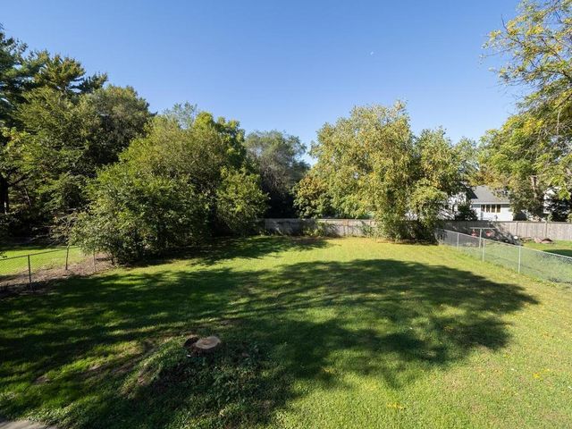 8106 Groveland Road, Mounds View, MN 55112