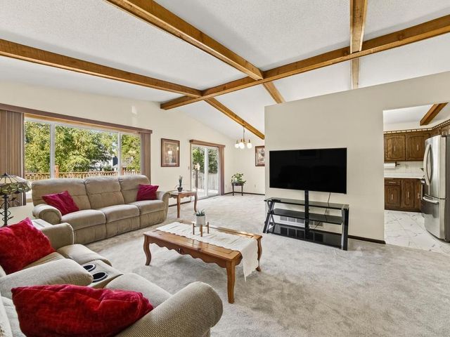 8106 Groveland Road, Mounds View, MN 55112