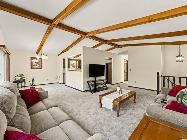 8106 Groveland Road, Mounds View, MN 55112