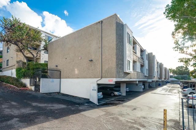 6725 Mission Gorge Rd 101B, San Diego, CA 92120