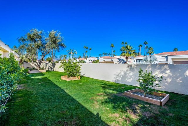 75330 14th Green Drive, Indian Wells, CA 92210