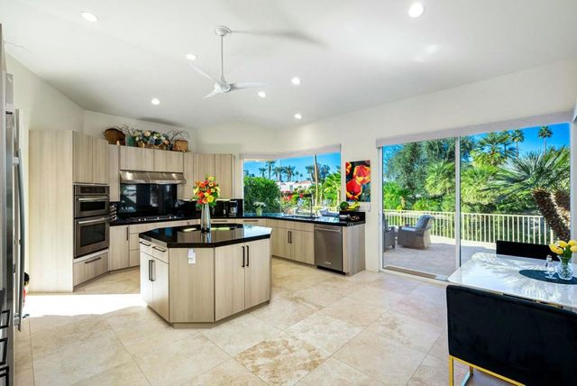 75330 14th Green Drive, Indian Wells, CA 92210