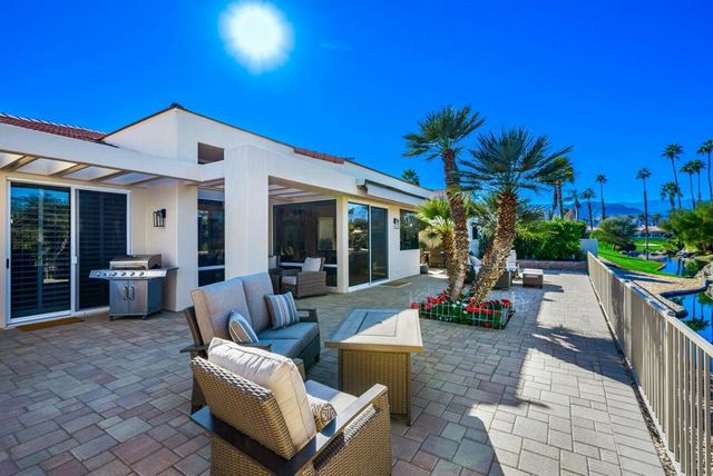 75330 14th Green Drive, Indian Wells, CA 92210