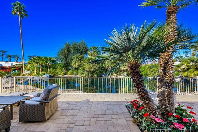 75330 14th Green Drive, Indian Wells, CA 92210