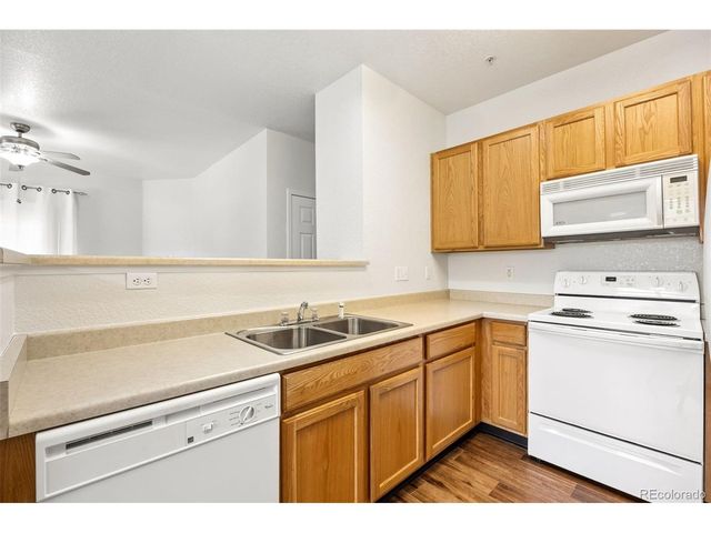 9350 Amison Cir 102, Parker, CO 80134