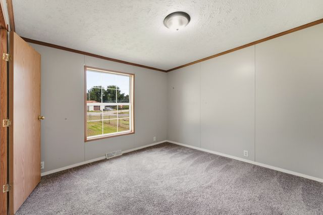 505 E Wood Street, Montezuma, IA 50171