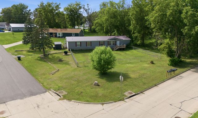 505 E Wood Street, Montezuma, IA 50171
