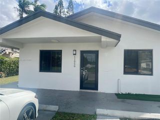 11050 SW 5th St 1, Sweetwater, FL 33174