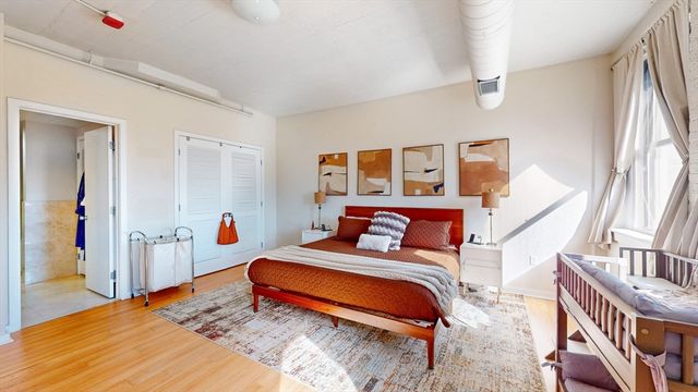 210 South Street 6-5, Boston, MA 02111