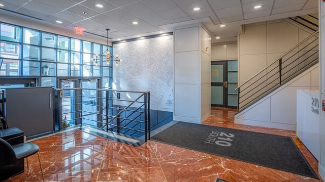 210 South Street 6-5, Boston, MA 02111