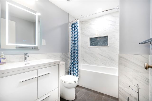 210 South Street 6-5, Boston, MA 02111