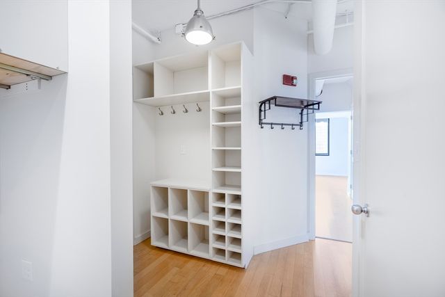 210 South Street 6-5, Boston, MA 02111