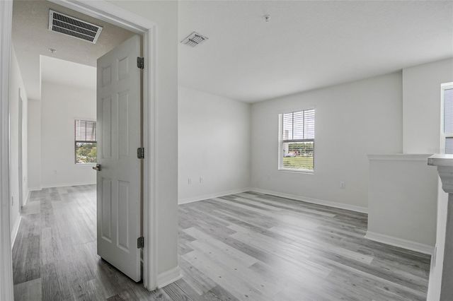 9586 POPLAR RIDGE AVENUE, Orlando, FL 32832