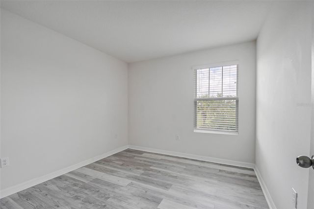 9586 POPLAR RIDGE AVENUE, Orlando, FL 32832