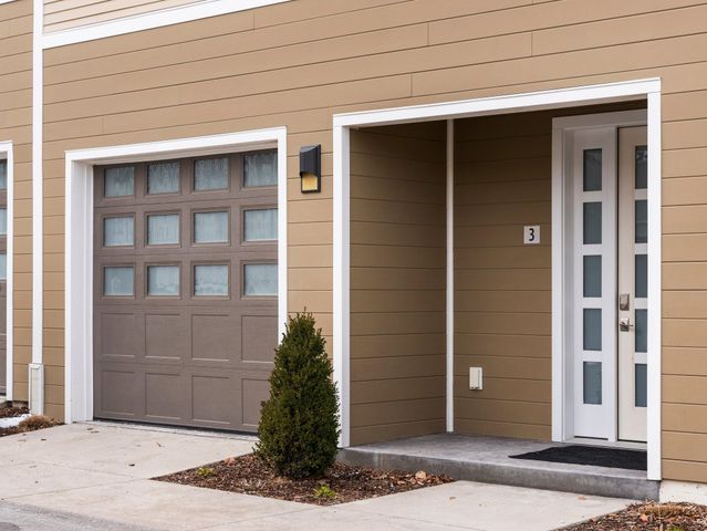 1388 Gray Drive 3, Traverse City, MI 49684