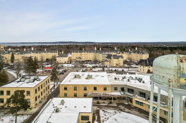 1388 Gray Drive 3, Traverse City, MI 49684