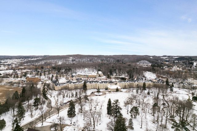 1388 Gray Drive 3, Traverse City, MI 49684