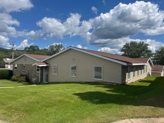 204 E South Railroad Street, Kendall, WI 54638