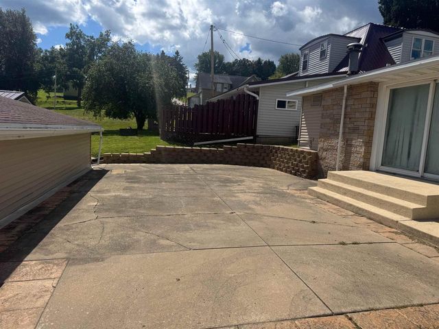 204 E South Railroad Street, Kendall, WI 54638