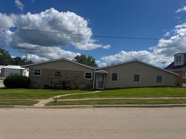 204 E South Railroad Street, Kendall, WI 54638