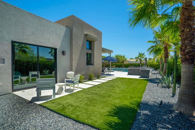 4512 Alcala Way, Palm Springs, CA 92262