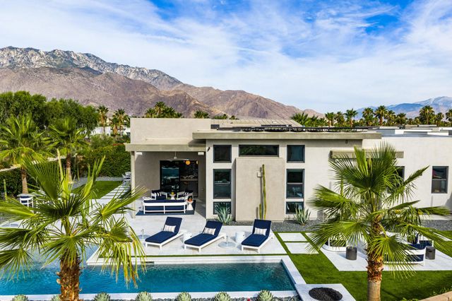 4512 Alcala Way, Palm Springs, CA 92262