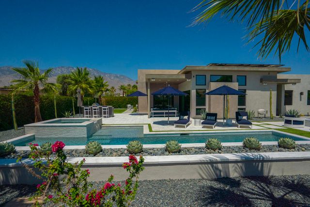 4512 Alcala Way, Palm Springs, CA 92262