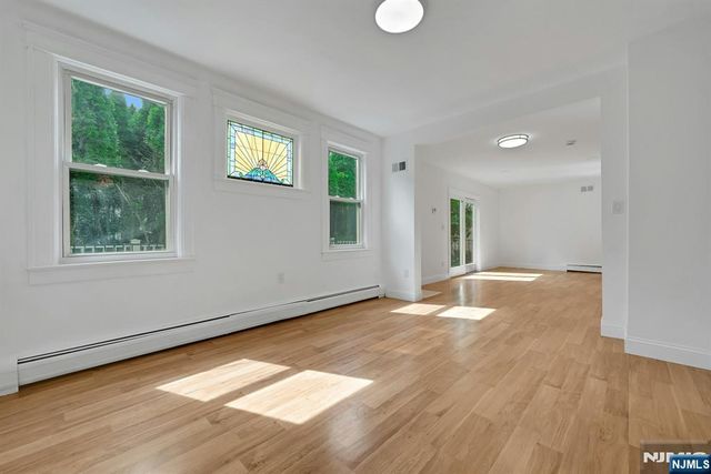 470 Washington Avenue 1, Cliffside Park, NJ 07010