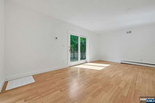470 Washington Avenue 1, Cliffside Park, NJ 07010