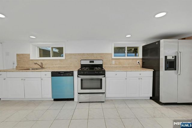 470 Washington Avenue 1, Cliffside Park, NJ 07010