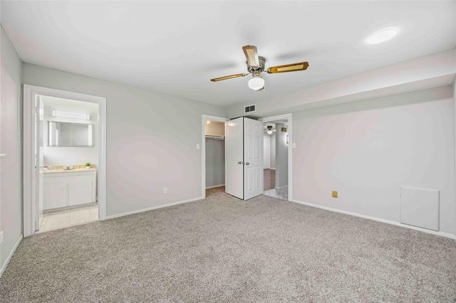 11607 Chimney Rock Road C, Houston, TX 77035