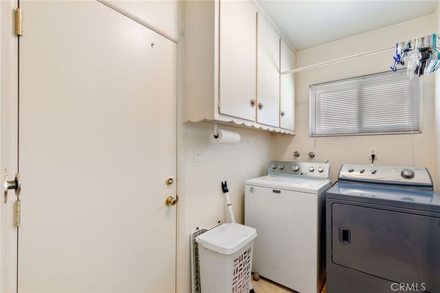 7712 Alcove Avenue, North Hollywood, CA 91605