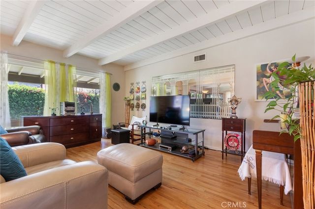 7712 Alcove Avenue, North Hollywood, CA 91605