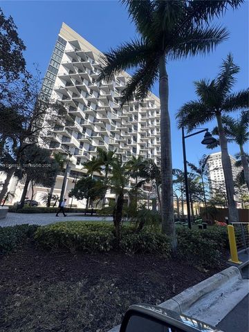 5252 NW 85th Ave 602, Doral, FL 33166