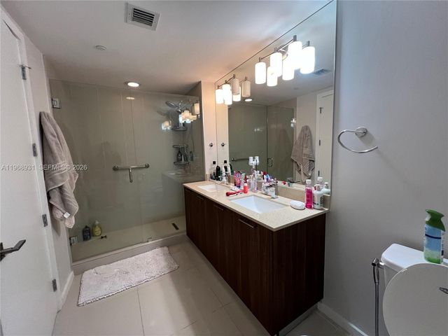 5252 NW 85th Ave 602, Doral, FL 33166