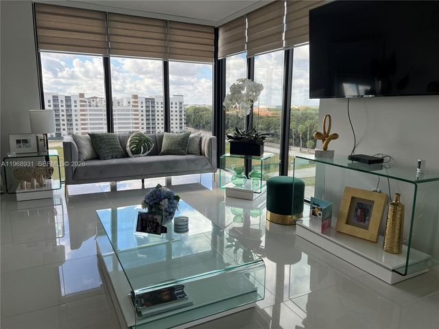 5252 NW 85th Ave 602, Doral, FL 33166