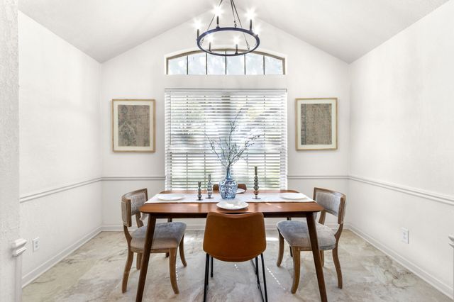 120 Briar Ridge Drive, Hewitt, TX 76643