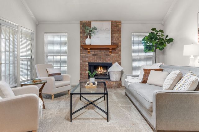 120 Briar Ridge Drive, Hewitt, TX 76643