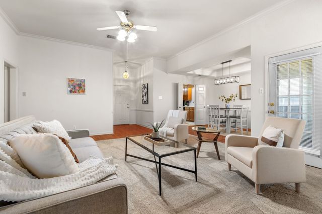 120 Briar Ridge Drive, Hewitt, TX 76643