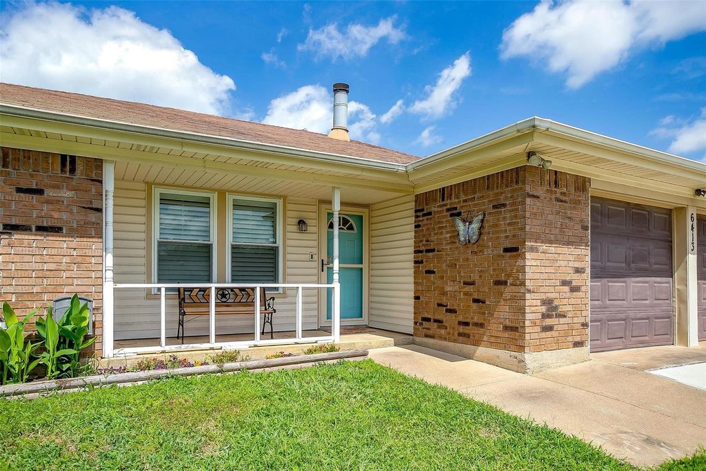 6413 Whitley Road, Watauga, TX 76148