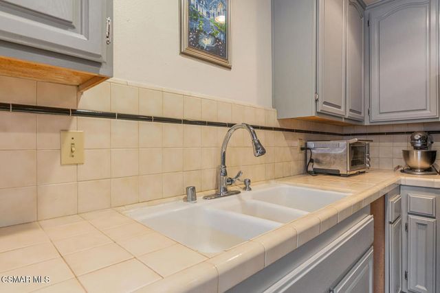 5200 White Oak Avenue 30, Encino, CA 91316