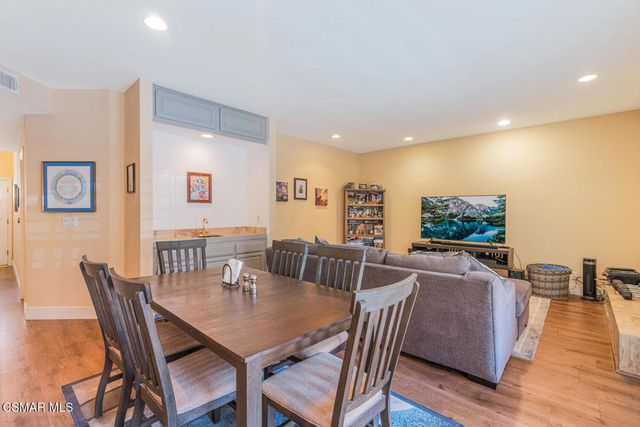 5200 White Oak Avenue 30, Encino, CA 91316