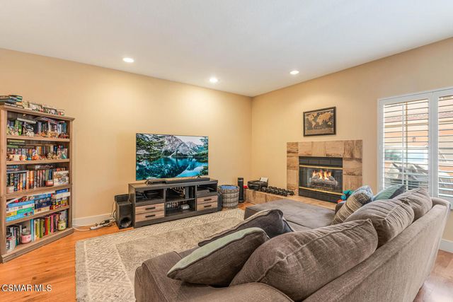 5200 White Oak Avenue 30, Encino, CA 91316
