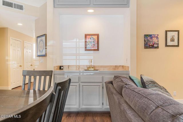 5200 White Oak Avenue 30, Encino, CA 91316