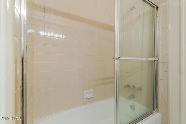 5200 White Oak Avenue 30, Encino, CA 91316