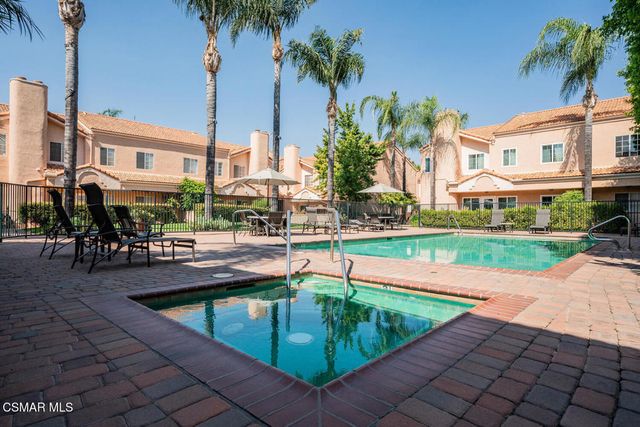 5200 White Oak Avenue 30, Encino, CA 91316