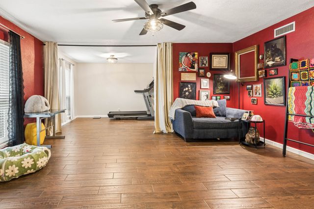 4720 Jennings Drive, The Colony, TX 75056