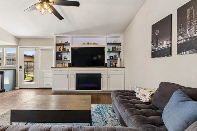 4720 Jennings Drive, The Colony, TX 75056