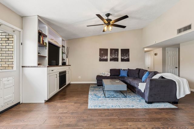 4720 Jennings Drive, The Colony, TX 75056